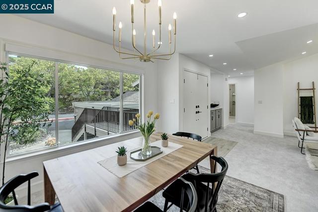 2175 Cactus Ct, Walnut Creek CA: https://media.crmls.org/mediaz/f0785ce8-e3f7-4604-a9b3-09f6af51ddb5.jpg