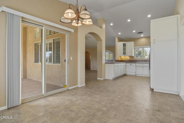 Detail Gallery Image 14 of 33 For 17355 La Junta St, Hesperia,  CA 92345 - 3 Beds | 2 Baths
