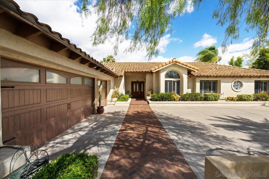 328 Montecito Gln - photo 2