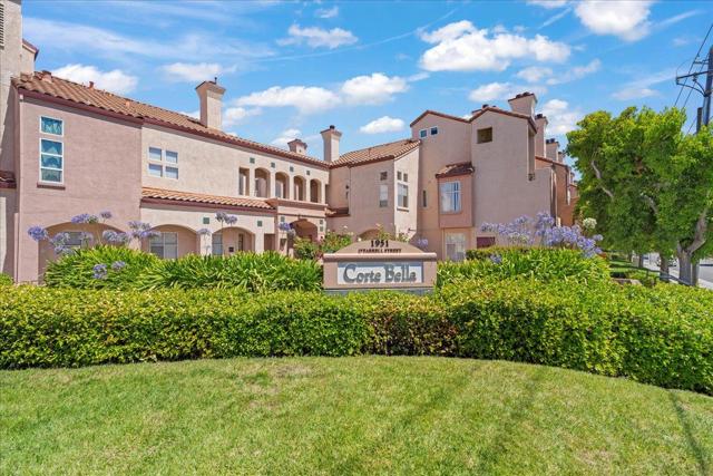 1951 Ofarrell Street, San Mateo CA: https://media.crmls.org/mediaz/f0793ee0-8c82-4be3-b755-c37b28d9a3d4.jpg