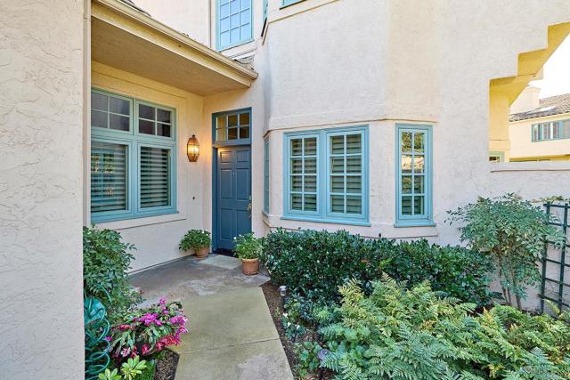 Detail Gallery Image 3 of 29 For 3738 Calle Cortejo, Rancho Santa Fe,  CA 92091 - 3 Beds | 3 Baths