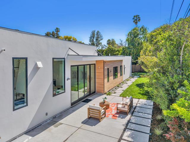 769 Allen Court, Palo Alto CA: https://media.crmls.org/mediaz/f07a0786-1a96-46fa-8a86-edc77c5f52e0.jpg