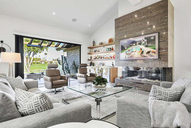 76 Old Ranch Road, Palm Desert, CA 92211