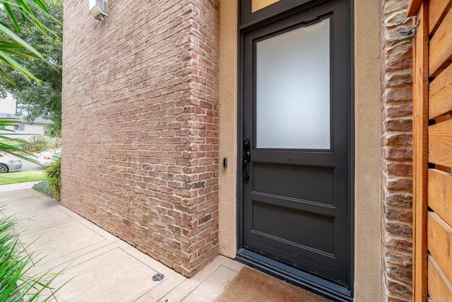 Image 3 of 43 For 907 S Tremont Street