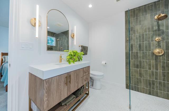 22585 Toreador Drive, Salinas CA: https://media.crmls.org/mediaz/f07d8ae9-915a-4e3d-bef0-13e7bd5c253f.jpg