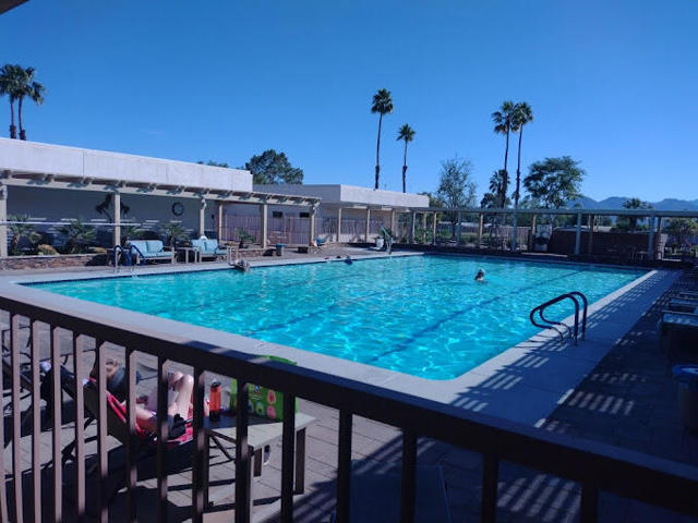 73851 Desert Greens S Drive, Palm Desert CA: https://media.crmls.org/mediaz/f07ea2df-3803-4252-a48a-6fefdf5e5c7a.jpg