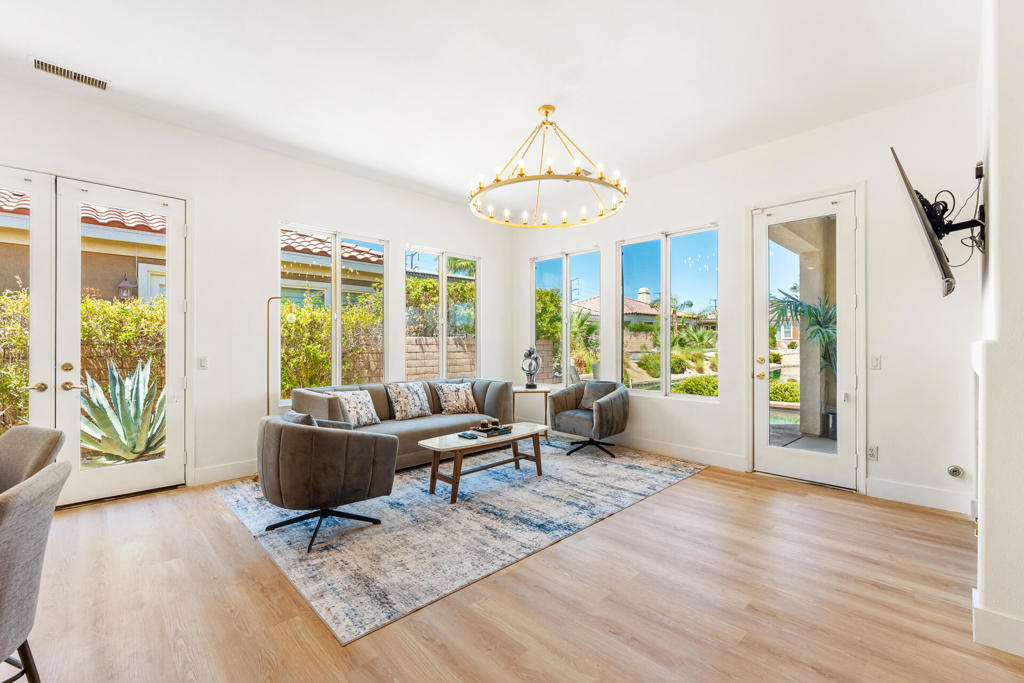 MLS #219135719DA image #10