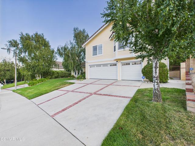 29650 Kimberly Drive, Agoura Hills CA: https://media.crmls.org/mediaz/f07fd772-db05-4f6b-a5ef-faa487d46ba1.jpg