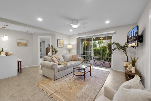 2700 Lawrence Crossley Road #41, Palm Springs, CA 92264