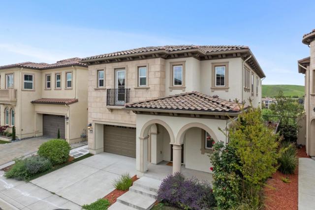 6052 Alpine Blue Drive, San Ramon CA: https://media.crmls.org/mediaz/f080641c-39a8-4895-bd4d-7aaa8e440082.jpg