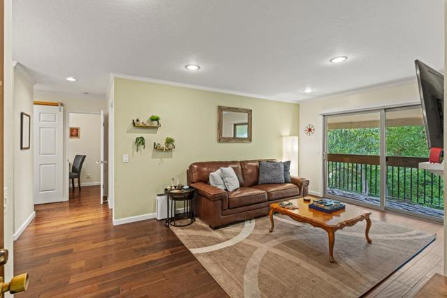 3309 Golden Oaks Lane, Monterey CA: https://media.crmls.org/mediaz/f0817c2f-d5b1-43f3-92b1-09f0d2c05d00.jpg