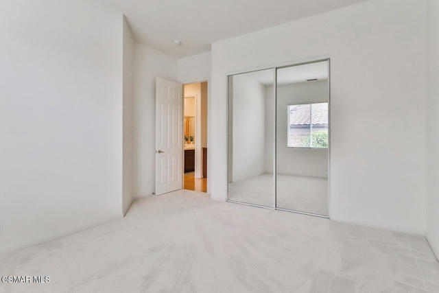 2746 Autumn Ridge Drive, Thousand Oaks CA: https://media.crmls.org/mediaz/f081f97c-67c9-48bf-95bc-fbd1e9ebcec3.jpg