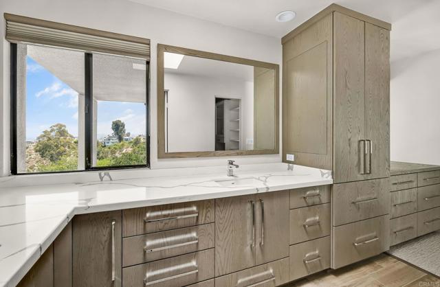 Detail Gallery Image 34 of 45 For 3112 N Mountain View Dr, San Diego,  CA 92116 - 4 Beds | 2 Baths