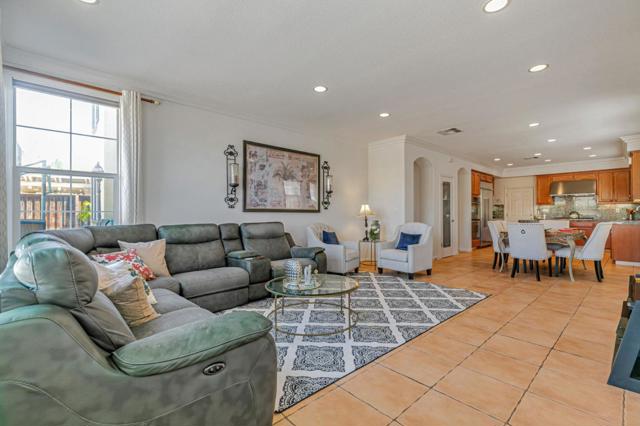 4224 Indigo Oak Court, San Jose CA: https://media.crmls.org/mediaz/f0825ca3-8e3f-4237-8852-6d63aa7c9a04.jpg