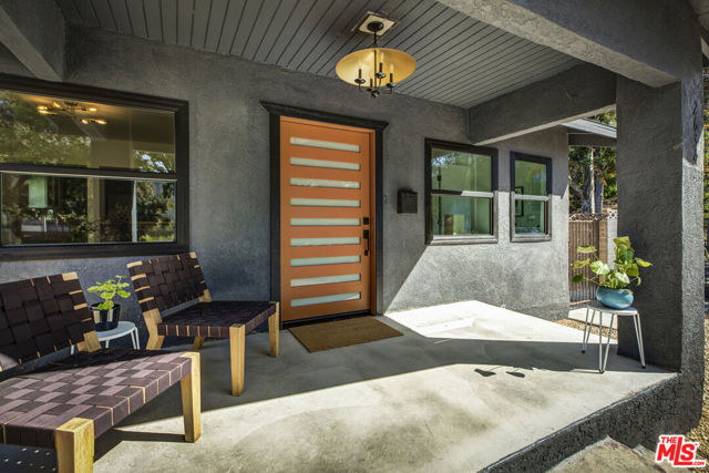 2634 Rich Street, Los Angeles CA: https://media.crmls.org/mediaz/f082bb0a-5924-43bd-981f-f4d3506d6275.jpg