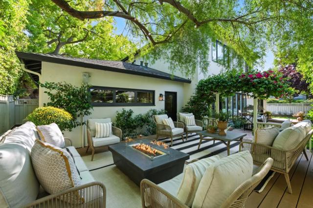 255 Robin Way, Menlo Park CA: https://media.crmls.org/mediaz/f0833fff-c3ab-4a04-8cec-5ce2608672da.jpg