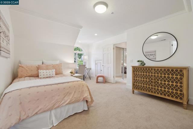 135 Dean Rd, Alamo CA: https://media.crmls.org/mediaz/f08374ec-ba94-431b-ab82-b90987a3a44b.jpg