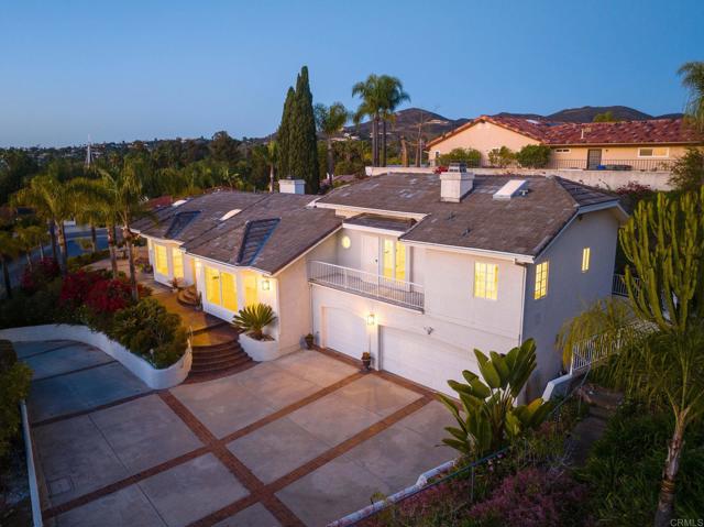 Detail Gallery Image 7 of 68 For 1248 via Christina, Vista,  CA 92084 - 4 Beds | 3 Baths
