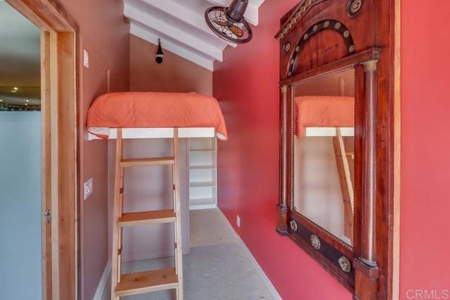 Detail Gallery Image 47 of 73 For 3014 Xenophon St, Point Loma,  CA 92106 - 5 Beds | 3 Baths