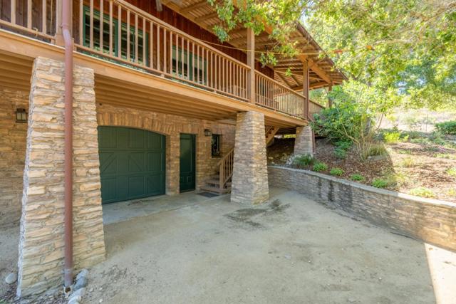 10265 Calle De Robles, Carmel Valley CA: https://media.crmls.org/mediaz/f0850ff4-69e5-4d38-9af2-95a8efa7dbdf.jpg
