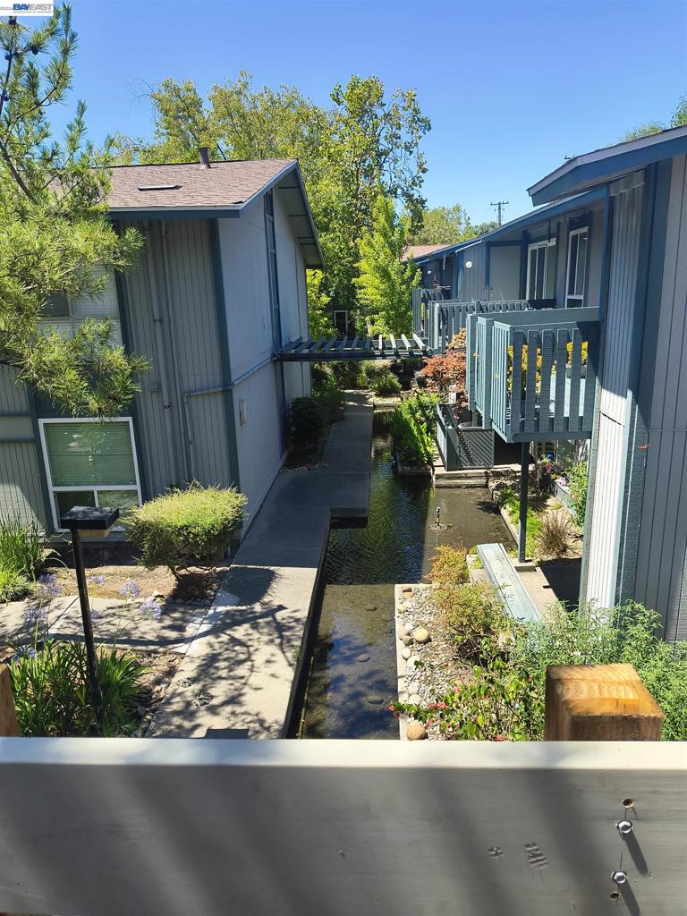 1036 Oak Grove Rd #86