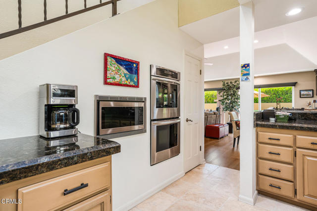 5114 Marlin Way, Oxnard CA: https://media.crmls.org/mediaz/f086e4af-f97b-4cbe-9f67-189ca3603459.jpg