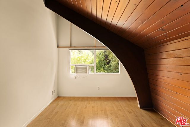 3990 Clayton Avenue, Los Angeles CA: https://media.crmls.org/mediaz/f0879adc-e25c-4aac-806c-3f4b4d3f6881.jpg