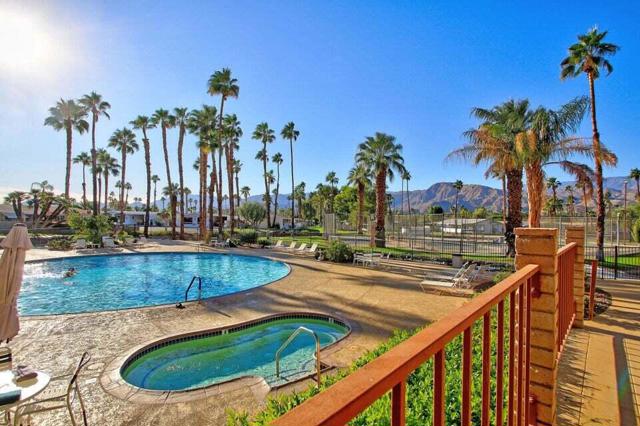 14 International Boulevard, Rancho Mirage CA: https://media.crmls.org/mediaz/f0884334-2347-4d37-aeb4-a057842eac6c.jpg