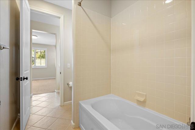1850 Sheridan Way, San Marcos CA: https://media.crmls.org/mediaz/f088475c-f90a-4768-b147-3d59aab97fdd.jpg