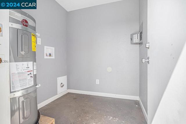 Image 31 of 37 For 637 43rd Street