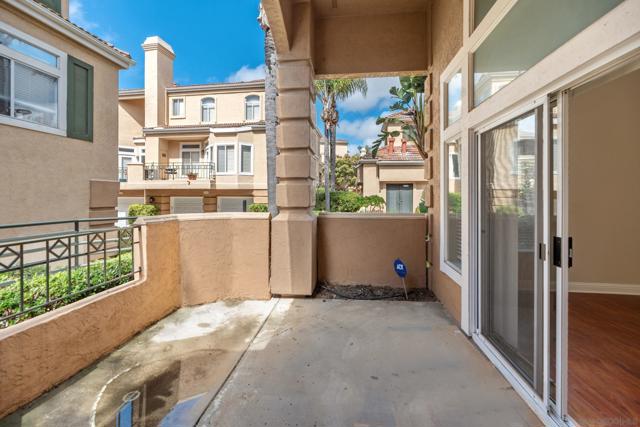 7182 Calabria Court, San Diego CA: https://media.crmls.org/mediaz/f0899092-5bf4-4447-877c-0b0b0f142364.jpg