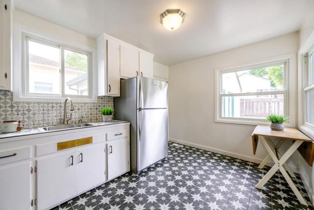 311 Linden Avenue, San Bruno CA: https://media.crmls.org/mediaz/f08993f4-ed5a-4687-aba8-722f5db4a80c.jpg