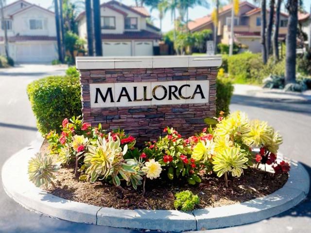 Detail Gallery Image 2 of 24 For 1984 Casablanca Ct, Vista,  CA 92081 - 3 Beds | 2/1 Baths