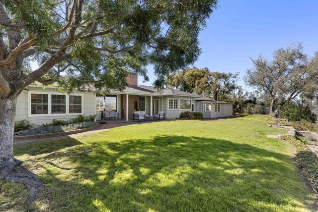 1449 Crest Rd, Del Mar CA: https://media.crmls.org/mediaz/f089f5a5-c561-4978-8df2-7df3423f5d03.jpg