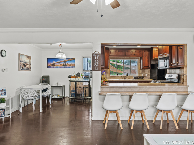 5949 Alleghany ST, San Diego CA: https://media.crmls.org/mediaz/f08b453e-80a0-477d-a556-74cbf21b320e.jpg