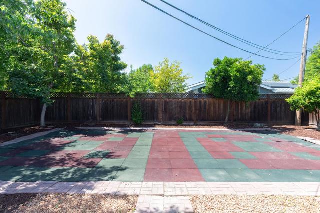 1495 Lamore Drive, San Jose CA: https://media.crmls.org/mediaz/f08b8b5f-6319-4881-a9a5-aaa2da41d98e.jpg
