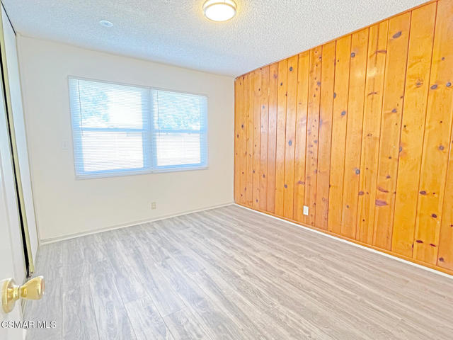 2306 Madrone Street, Simi Valley CA: https://media.crmls.org/mediaz/f08c0b32-7866-4ebf-a49c-1c87dd186737.jpg