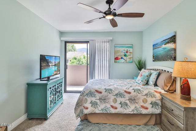 1993 Wheelwright Lane, Newbury Park CA: https://media.crmls.org/mediaz/f08ca514-429d-4fe8-b9f9-53a203b5f230.jpg