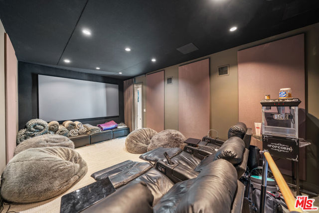 2558 Glendower Avenue, Los Angeles CA: https://media.crmls.org/mediaz/f08cd257-faae-45d2-8f59-93a6ea35a6eb.jpg