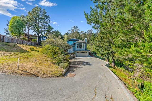 822 San Carlos Avenue, El Granada CA: https://media.crmls.org/mediaz/f08e0173-7931-4c8d-80bd-adefb1bb8615.jpg