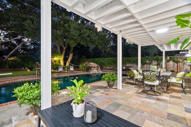 10500 Creston Drive, Los Altos CA: https://media.crmls.org/mediaz/f08e40ad-1f04-4d5e-8751-d535e0b0dbac.jpg
