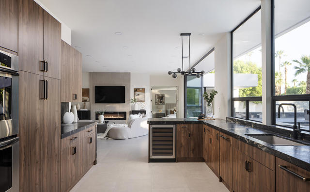 70630 Boothill Road, Rancho Mirage CA: https://media.crmls.org/mediaz/f08e5f3b-8043-4dee-be2c-1a2c2c3cad37.jpg