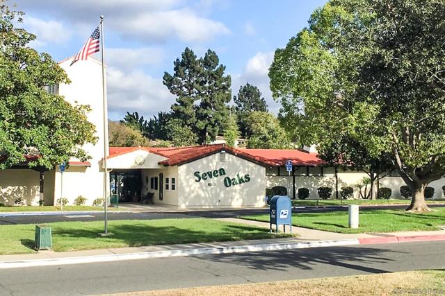 12466 Senda Rd, San Diego CA: https://media.crmls.org/mediaz/f090d00b-0ef7-4f47-b384-0036fd18843e.jpg