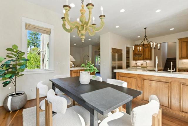 45 Sneckner Court, Menlo Park CA: https://media.crmls.org/mediaz/f09306a9-8146-4965-b802-840ef6c67ac4.jpg