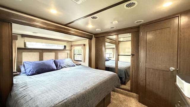 69411 Ramon Rd #694, Cathedral City CA: https://media.crmls.org/mediaz/f0937ee3-16f9-405c-b60e-7c4106bca24a.jpg