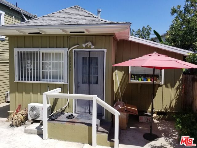 1144 S Kingsley Drive, Los Angeles CA: https://media.crmls.org/mediaz/f094a776-ff60-44a0-b3e0-7203dbb70a12.jpg