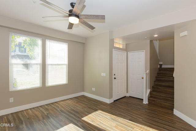 751 Paseo Nogales, Oxnard CA: https://media.crmls.org/mediaz/f094c227-337d-44d6-8f17-25e28763ca6f.jpg