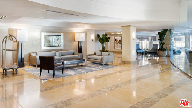 201 Ocean Avenue, Santa Monica CA: https://media.crmls.org/mediaz/f095f73e-dd53-4e79-83e5-d2a349e73118.jpg