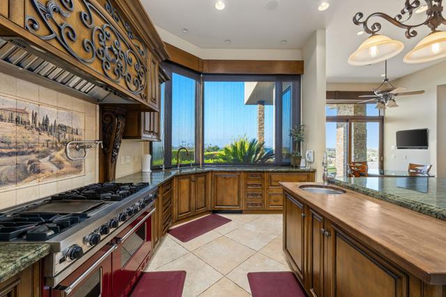9 Nebulae Way, Rancho Mirage CA: https://media.crmls.org/mediaz/f096c4a7-08a6-48fa-916b-58b2a4ed341d.jpg