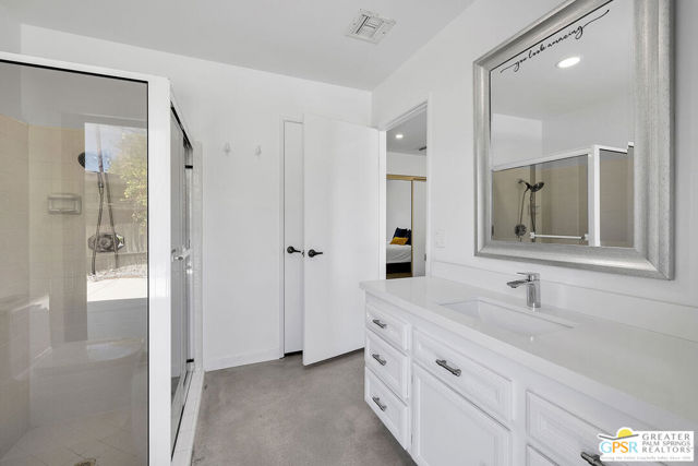 20 Kevin Lee Lane, Rancho Mirage CA: https://media.crmls.org/mediaz/f097a717-adf8-4e19-9427-5a86d211c005.jpg